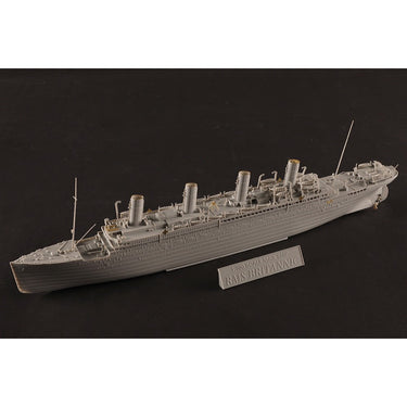 HobbyBoss 1/700 HMHS Britannic